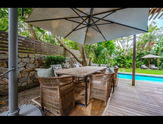 4 BEDROOM TOWNHOUSE FOR SALE IN DUNKIRK ESTATE